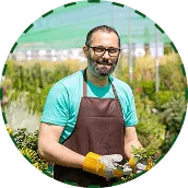 Meet the People Behind  the Fields - 必赢
